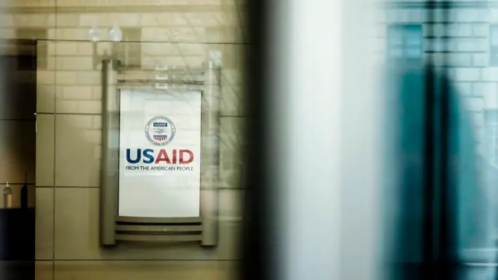 El vestíbulo de la sede de la Agencia de Estados Unidos para el Desarrollo Internacional (USAID), en Washington, el 3 de febrero de 2025. (Kevin Dietsch/Getty Images)