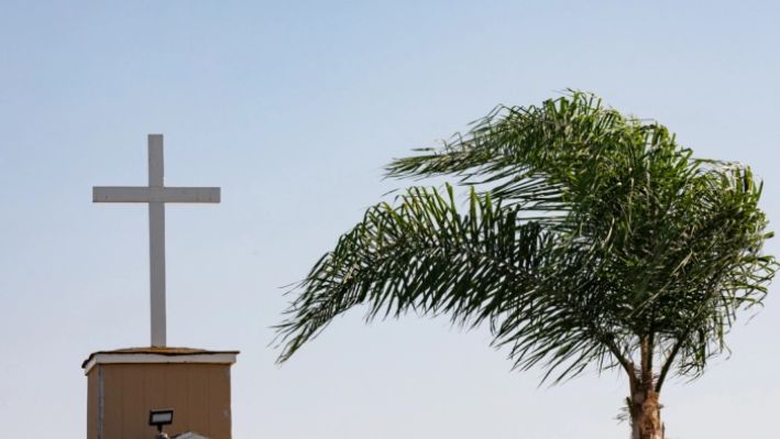 El campanario de una iglesia en Santa Ana, California, el 24 de agosto de 2020. (John Fredricks/The Epoch Times)