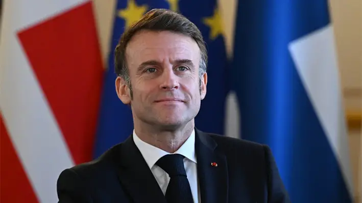 El presidente de Francia, Emmanuel Macron, se prepara en una cumbre de líderes europeos en Londres el 2 de marzo de 2025. (Justin Tallis - WPA Pool/Getty Images)
