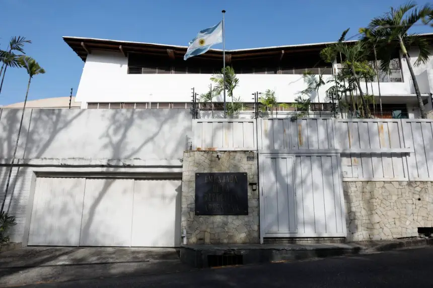 Residencia de la Embajada de la República Argentina en la ciudad de Caracas, el 16 de marzo de 2020 en Caracas, Venezuela. (Leonardo Fernández Viloria/Getty Images)