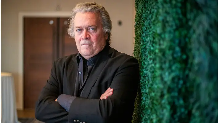 Steve Bannon en Huntington Beach, California, el 18 de septiembre de 2022. (John Fredricks/The Epoch Times).