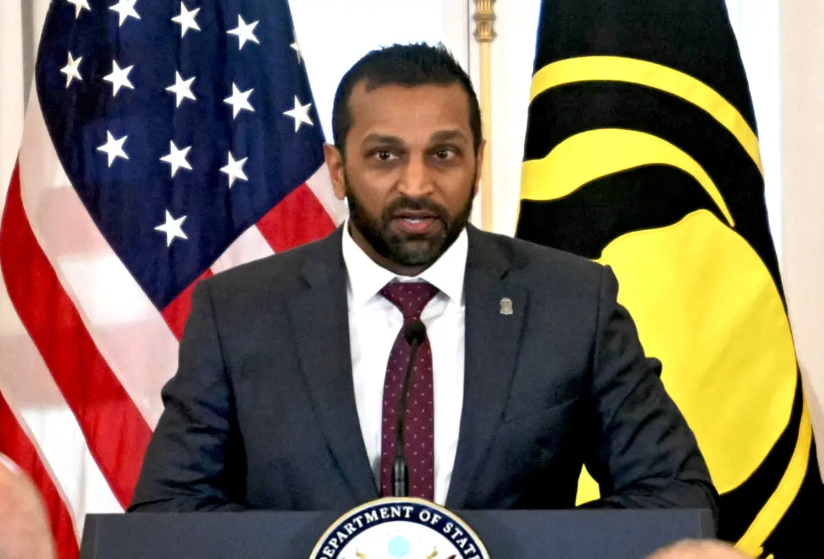 El director del FBI, Kash Patel, habla en el Departamento de Estado en Washington el 6 de marzo de 2025. (Jim Watson/AFP a través de Getty Images)