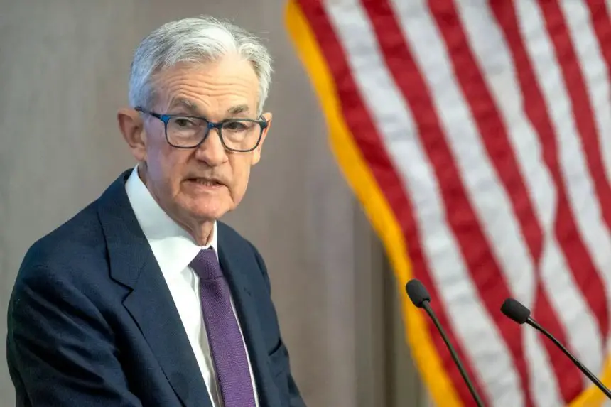 El presidente de la Reserva Federal, Jerome Powell, habla durante la Conferencia de Investigación Thomas Laubach en el William McChesney Martin Jr. en Washington el 15 de mayo de 2025. (Jim Watson/AFP vía Getty Images)