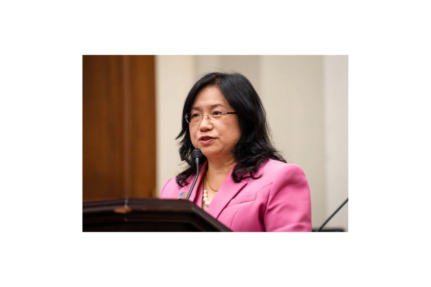 La directora ejecutiva de La Gran Época, Janice Trey, habla durante un evento sobre la escalada de la represión transnacional por parte del Partido Comunista Chino, en el Capitolio, el 6 de junio de 2025. (Madalina Vasiliu/La Gran Época)
