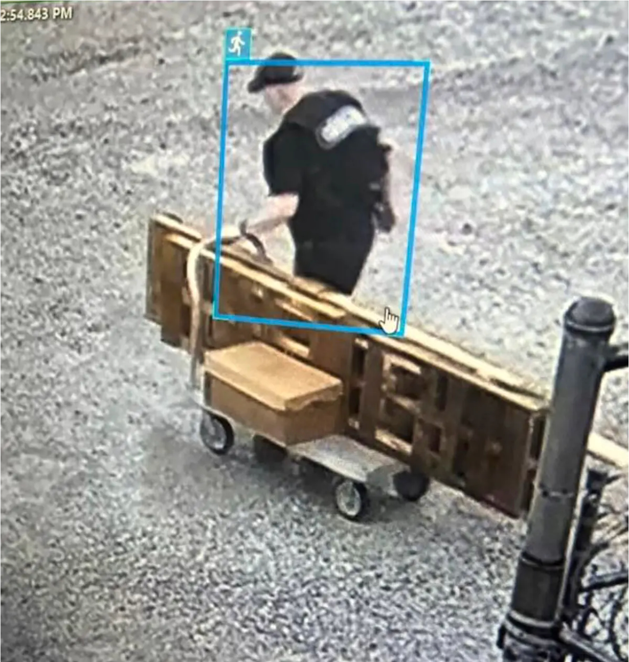Grant Hardin, exjefe de policía y asesino convicto, escapando de la prisión North Central Unit, disfrazado en Calico Rock, Arkansas. (Departamento Correccional de Arkansas vía AP)