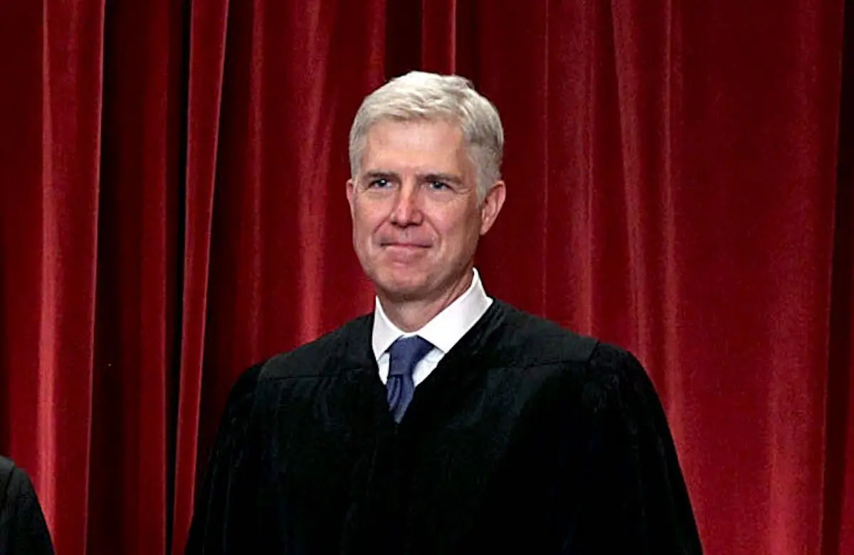 <em>El juez asociado de la Corte Suprema Neil Gorsuch en la Sala de Conferencias Este de la Corte Suprema en Washington el 1 de junio de 2017. Alex Wong/Getty Images</em>
