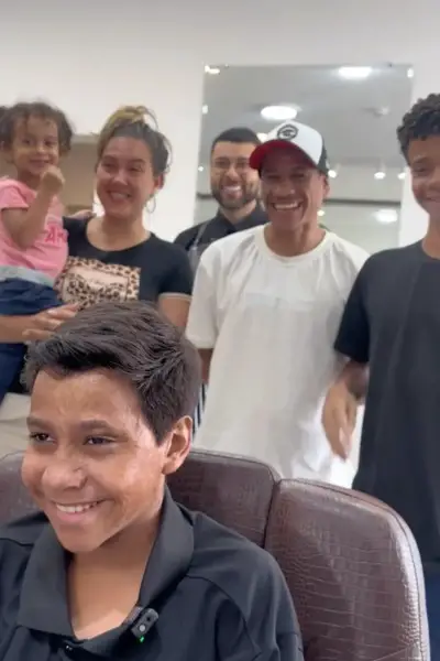 Guilherme tras su transformación capilar. (Cortesía de Francisco Emanuel Batista)