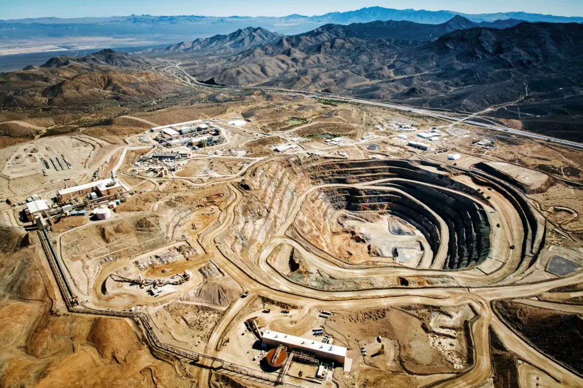 Vista aérea de la mina de MP Materials en Mountain Pass, California, en 2024. (MP Materials vía AP).