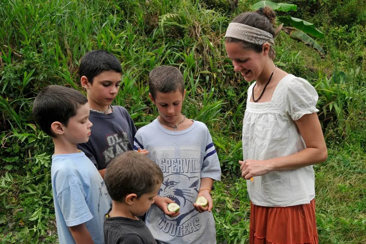 Los hermanos y su madre, Libby Wild. Cortesía de los hermanos Wild.