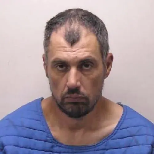 Bradford Gille está acusado de apuñalar a 11 personas en un Walmart en Traverse City, Michigan, el 26 de julio de 2025. (Oficina del Sheriff del Condado de Grand Traverse vía AP)