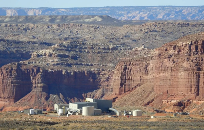 La planta de uranio Shootaring Canyon de Anfield en el desierto de Utah, al sur de Moab, el 27 de octubre de 2017. Anfield estaba asociada con la empresa rusa Uranium One. (George Frey/Getty Images)