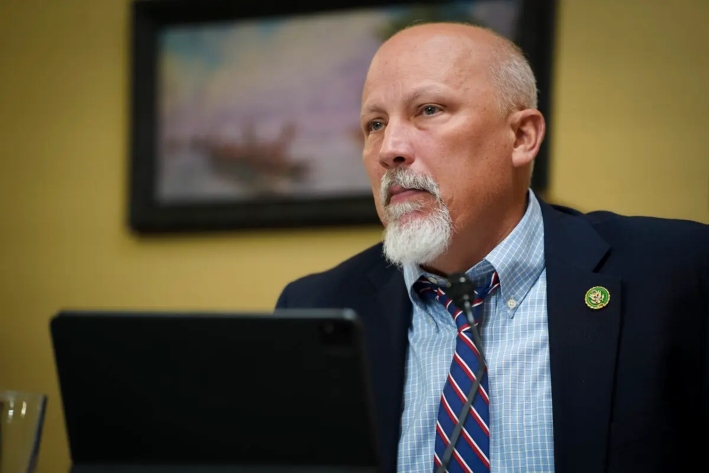 El representante Chip Roy (republicano por Texas) habla durante una reunión del Comité de Reglas de la Cámara de Representantes, en Washington, el 20 de junio de 2023. (Madalina Vasiliu/The Epoch Times)