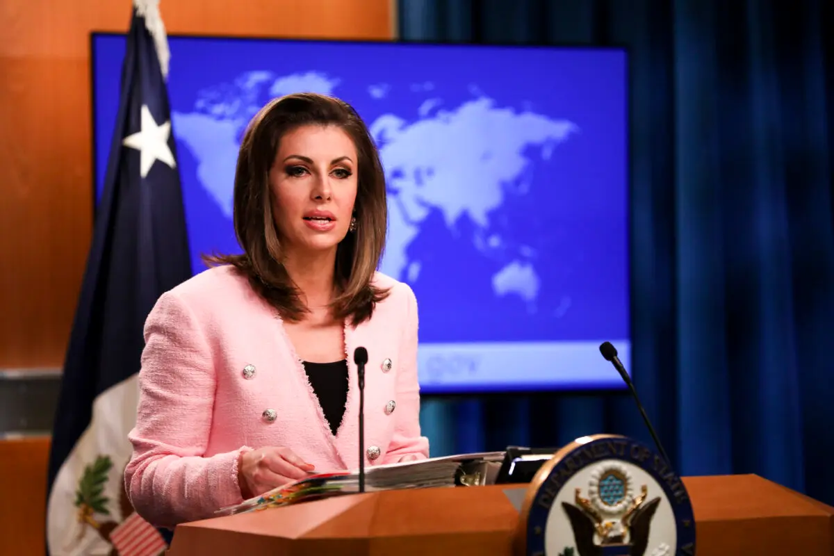 <em>La portavoz del Departamento de Estado, Morgan Ortagus, habla durante una rueda de prensa en el Departamento de Estado en Washington el 10 de junio de 2019. Samira Bouaou/The Epoch Times</em>