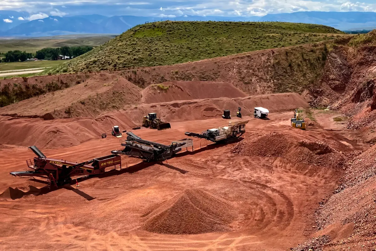 Ramaco Resources tiene previsto extraer carbón y más de 450 toneladas de tierras raras de su mina Brook, de 4500 acres, cerca de Ranchester, Wyoming. (John Haughey/The Epoch Times)