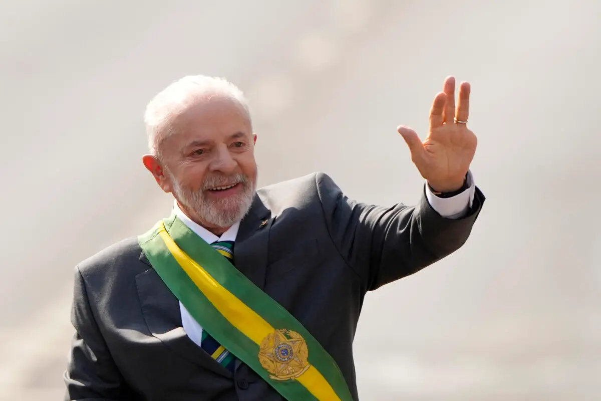 <em>El presidente brasileño Luiz Inácio Lula da Silva en un desfile militar el Día de la Independencia, en Brasilia, Brasil, el 7 de septiembre de 2024. (Eraldo Peres/Foto AP)</em>