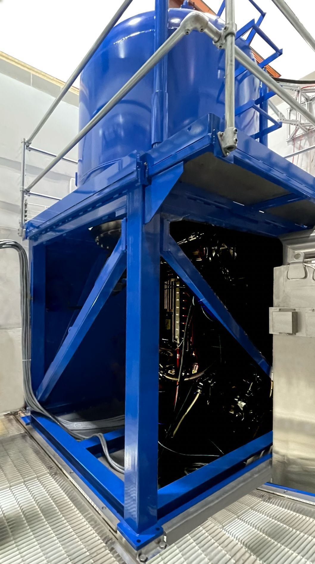 Generador de neutrones de SHINE. (Foto de SHINE Technologies).