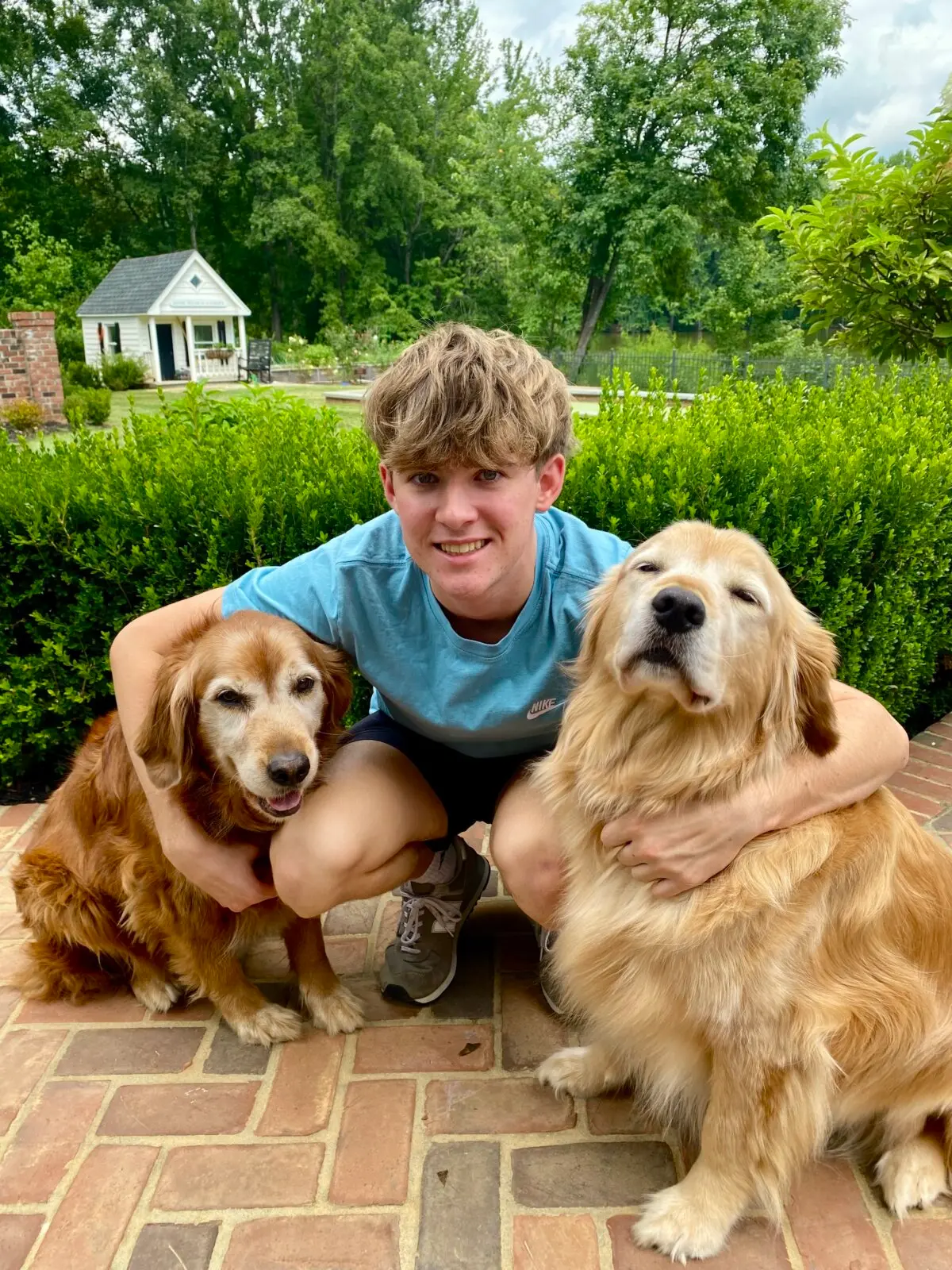 Jenny Dunlap sigue sorprendida por los correos electrónicos espontáneos que recibe de los maestros, en los que le dicen lo maravilloso que es su hijo John. Durante años, las únicas notas que recibía eran sobre su comportamiento disruptivo. (Cortesía de Jenny Dunlap)