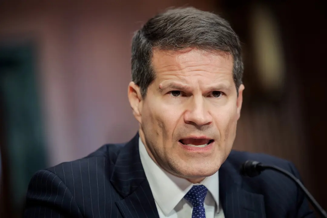 D. John Sauer, candidato a fiscal general de Estados Unidos, testifica durante su audiencia de confirmación en Washington el 26 de febrero de 2025. (Chip Somodevilla/Getty Images)