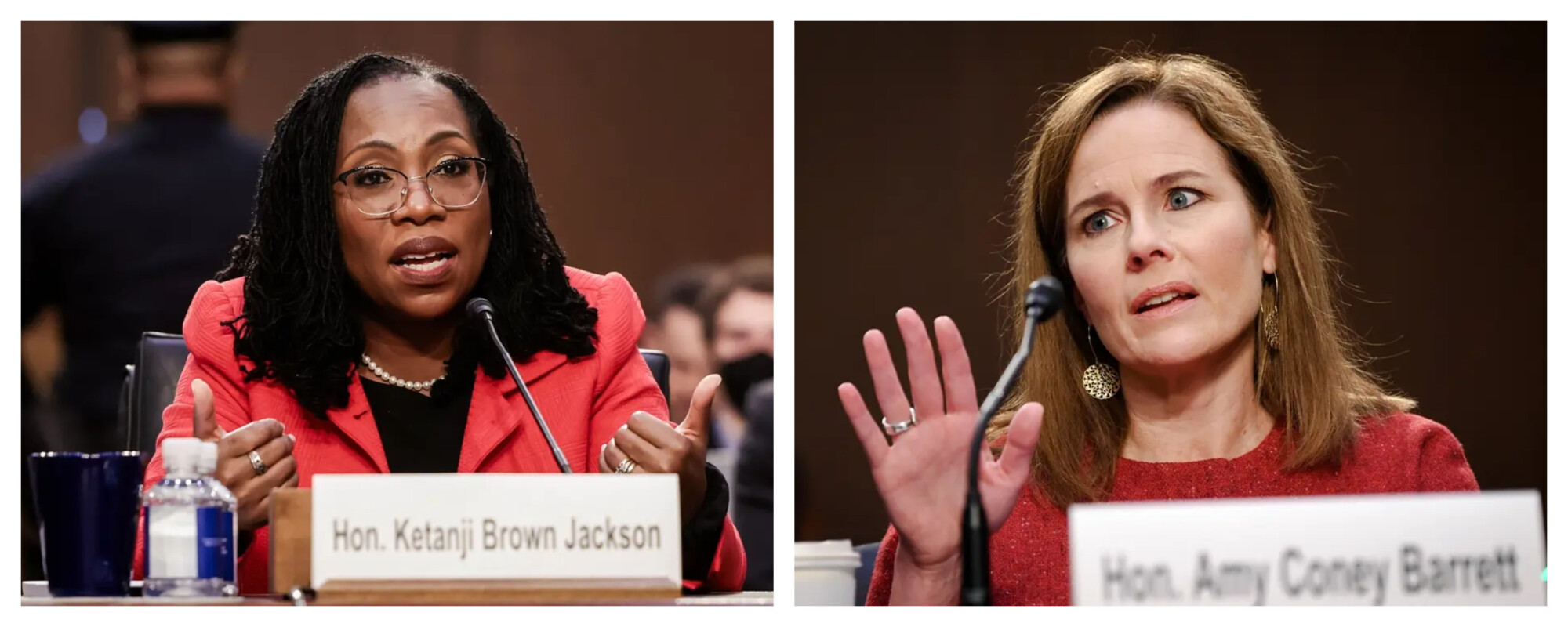 (Izquierda) La jueza Ketanji Brown Jackson testifica durante su audiencia de confirmación en Washington el 22 de marzo de 2022. (Derecha) La jueza Amy Coney Barrett testifica durante su audiencia de confirmación en Washington el 13 de octubre de 2020. (Anna Moneymaker/Getty Images, Kevin Dietsch/Pool/Getty Images)