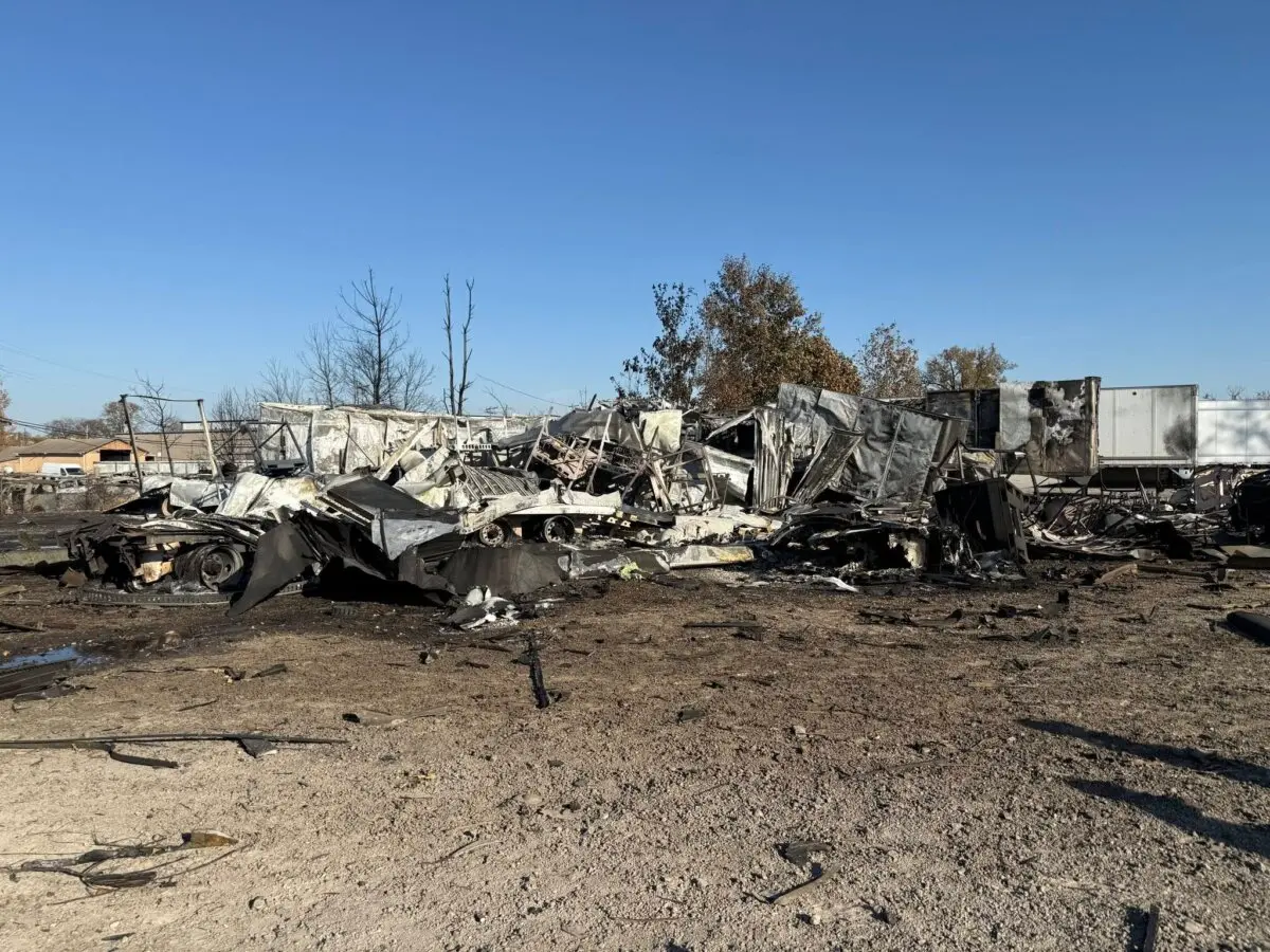 <em>Nueve personas siguen desaparecidas tras el accidente del avión de carga de UPS el 4 de noviembre de 2025. (Alcalde Craig Greenberg/Facebook)</em>