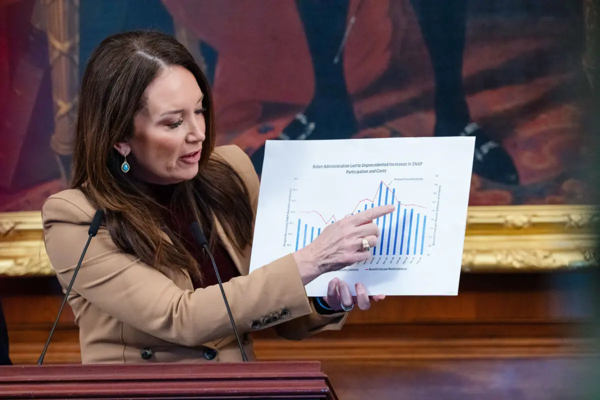 La secretaria de Agricultura, Brooke Rollins, habla durante una rueda de prensa en Washington el 31 de octubre de 2025. (Madalina Kilroy/The Epoch Times).