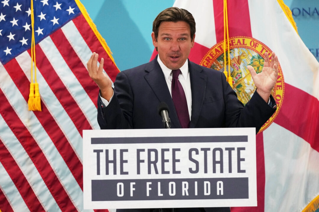 El gobernador de Florida, Ron DeSantis, el martes 6 de mayo de 2025 en Miami. (Foto AP/Lynne Sladky)