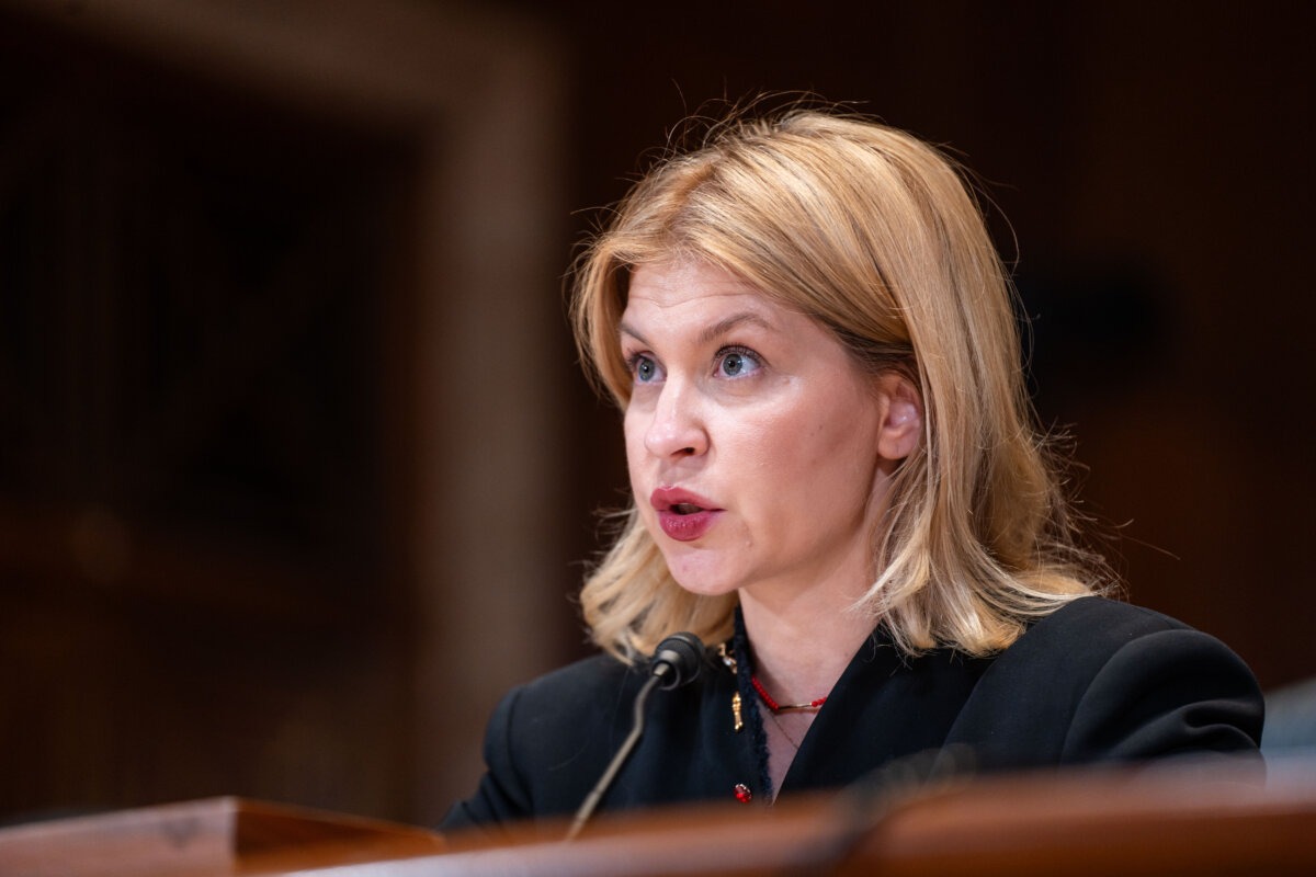 Olga Stefanishyna, embajadora de Ucrania en Estados Unidos, testifica durante una audiencia en el Capitolio, en Washington, el 3 de diciembre de 2025. (Madalina Kilroy/The Epoch Times).